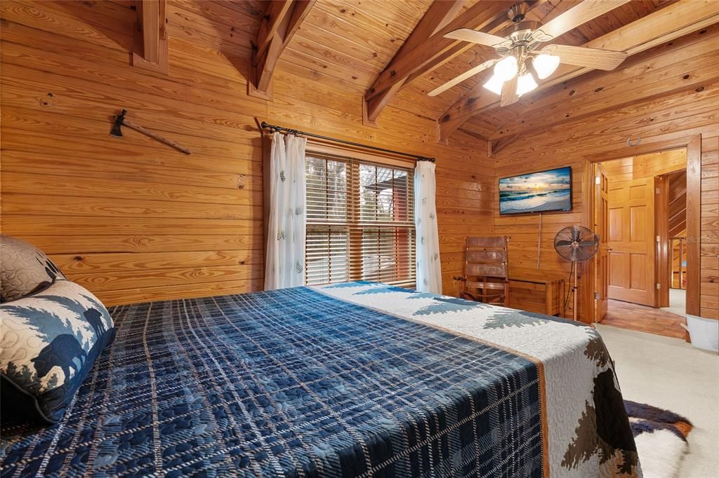 En Venta: $875,000 (3 camas, 2 baños, 1912 Pies cuadrados)