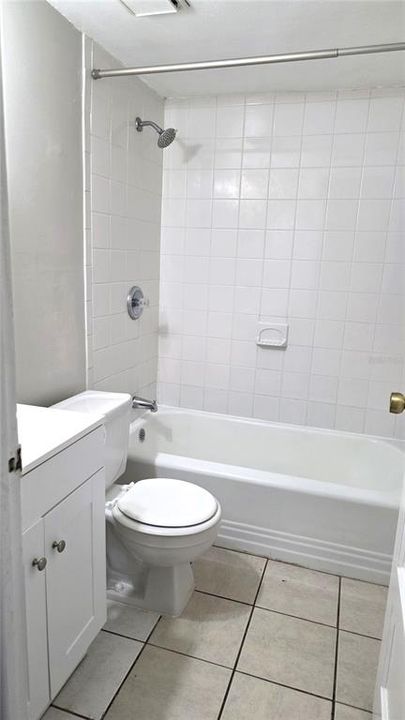 For Rent: $1,250 (1 beds, 1 baths, 690 Square Feet)