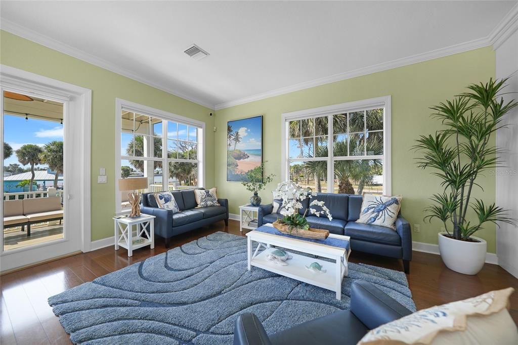 На продажу: $1,195,000 (3 спален, 3 ванн, 3156 Квадратных фут)