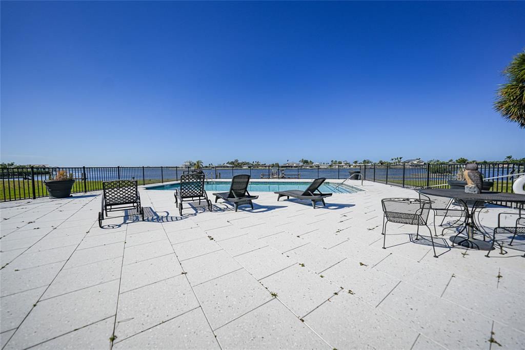 На продажу: $1,195,000 (3 спален, 3 ванн, 3156 Квадратных фут)