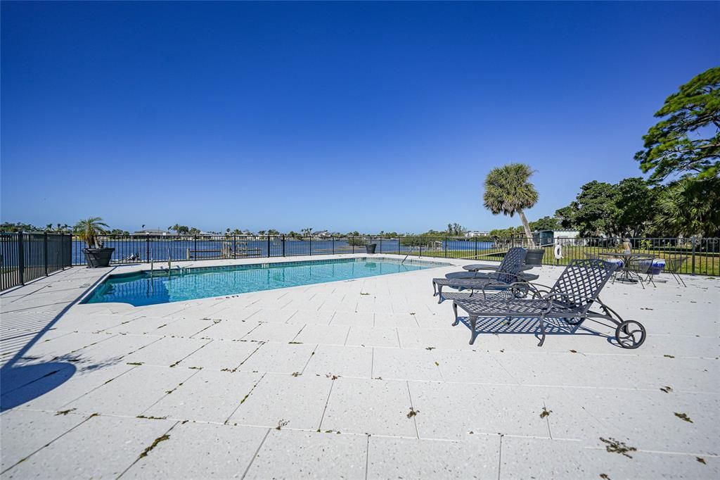 На продажу: $1,195,000 (3 спален, 3 ванн, 3156 Квадратных фут)