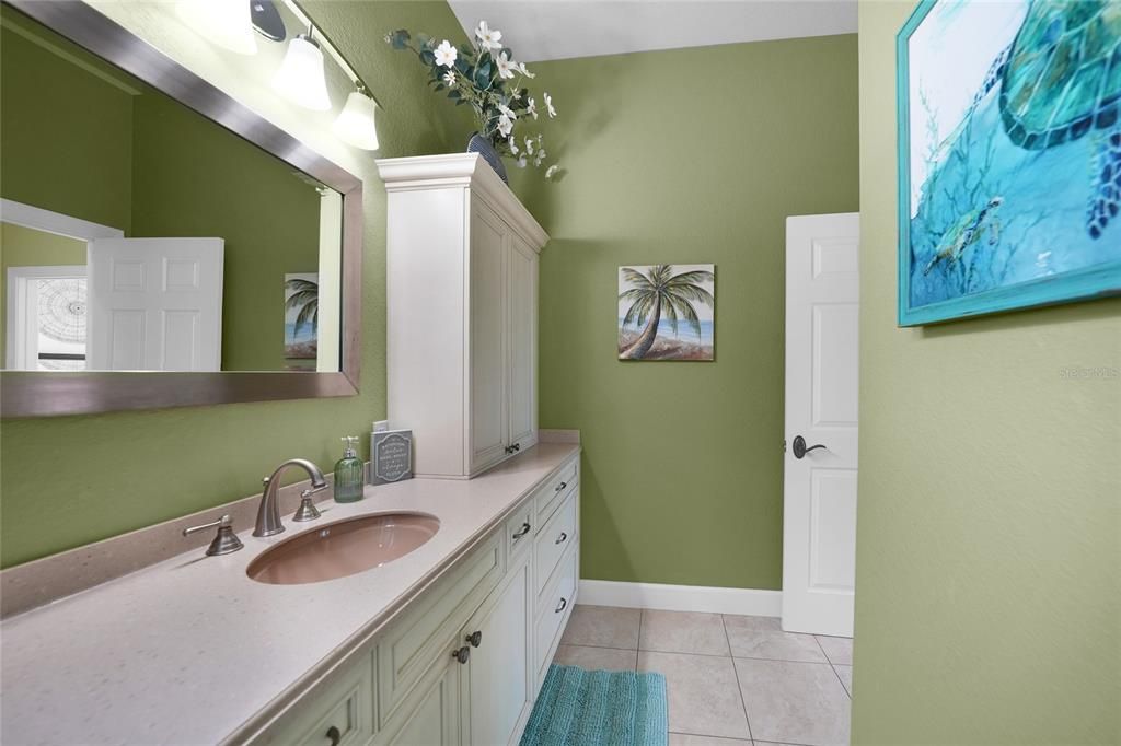 На продажу: $1,195,000 (3 спален, 3 ванн, 3156 Квадратных фут)