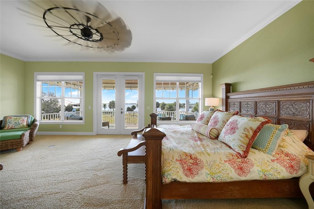 На продажу: $1,195,000 (3 спален, 3 ванн, 3156 Квадратных фут)