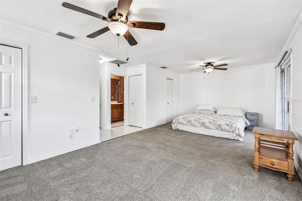 For Sale: $459,000 (3 beds, 2 baths, 2126 Square Feet)