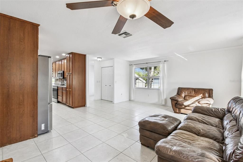 For Sale: $459,000 (3 beds, 2 baths, 2126 Square Feet)
