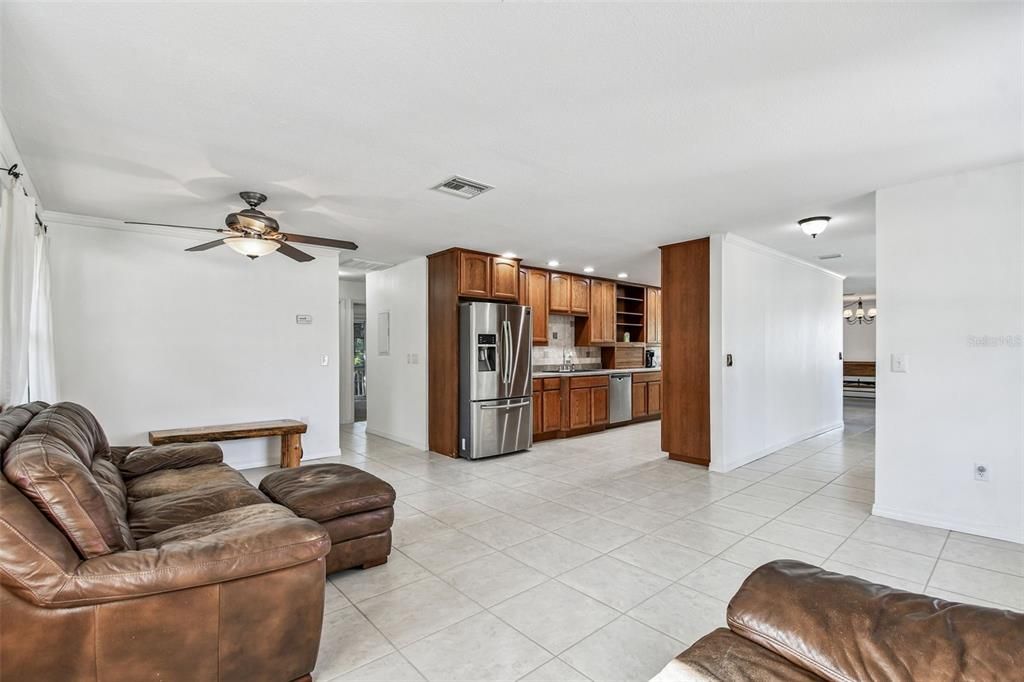 For Sale: $459,000 (3 beds, 2 baths, 2126 Square Feet)