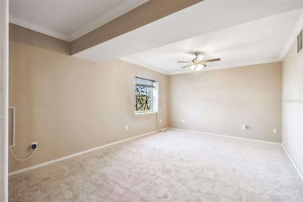 For Sale: $459,000 (3 beds, 2 baths, 2126 Square Feet)