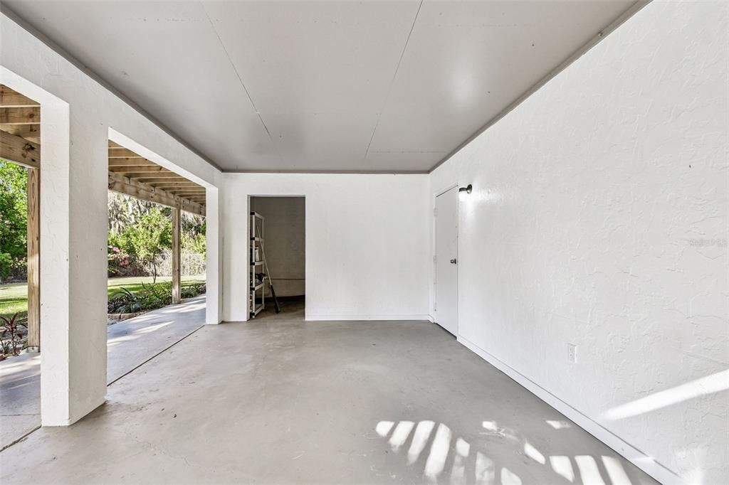 For Sale: $459,000 (3 beds, 2 baths, 2126 Square Feet)