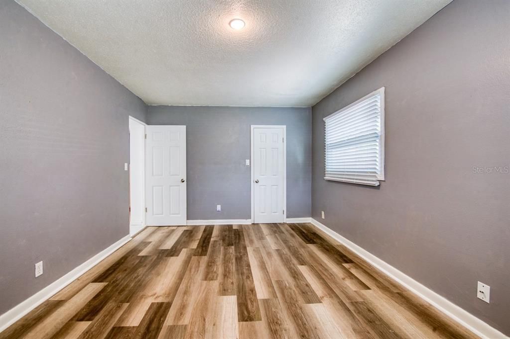 For Sale: $429,000 (4 beds, 2 baths, 1484 Square Feet)