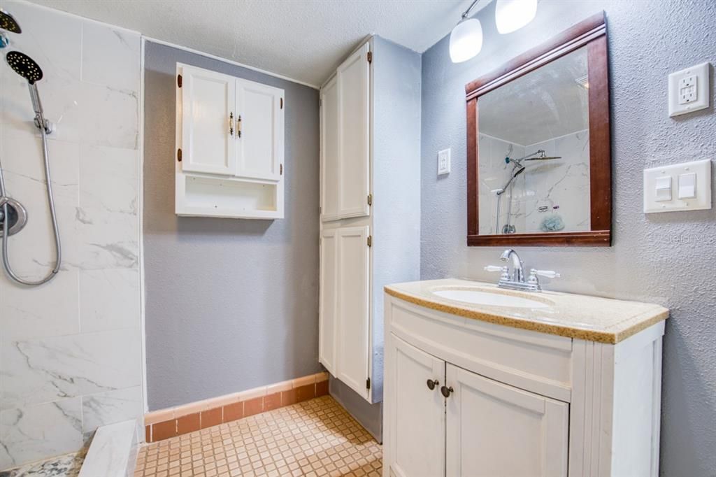 For Sale: $429,000 (4 beds, 2 baths, 1484 Square Feet)