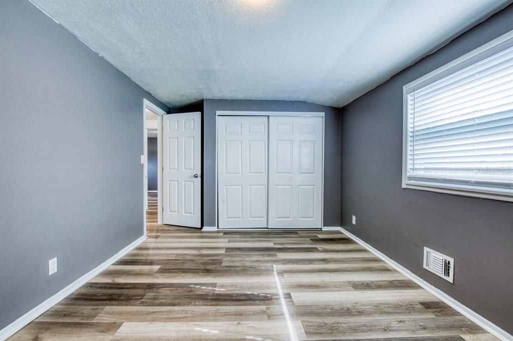 For Sale: $429,000 (4 beds, 2 baths, 1484 Square Feet)