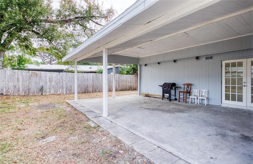 For Sale: $429,000 (4 beds, 2 baths, 1484 Square Feet)