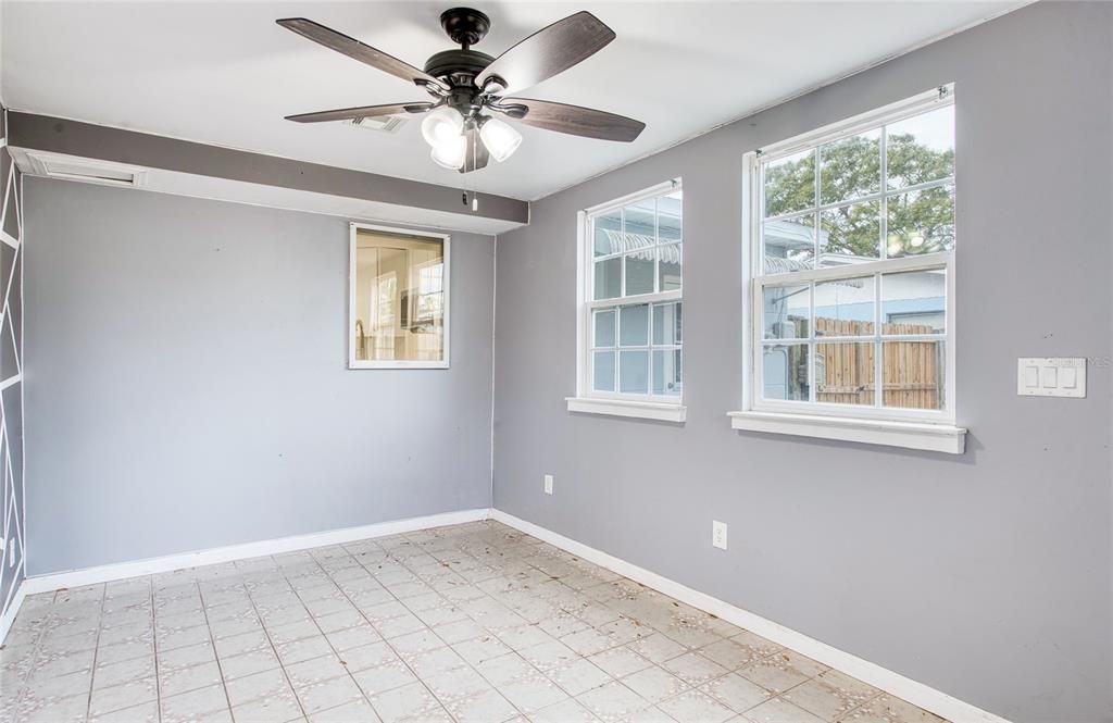 For Sale: $429,000 (4 beds, 2 baths, 1484 Square Feet)