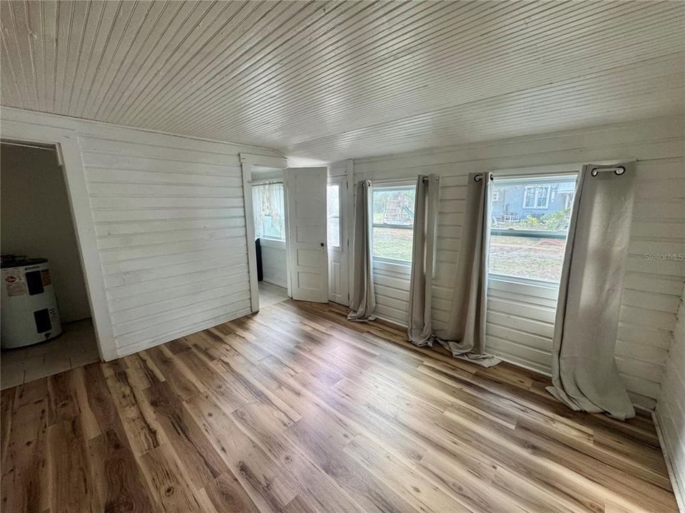 В аренду: $1,800 (2 спален, 2 ванн, 1174 Квадратных фут)