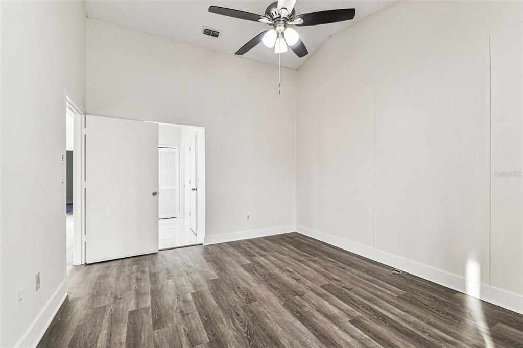 En Venta: $699,900 (6 camas, 0 baños, 3384 Pies cuadrados)