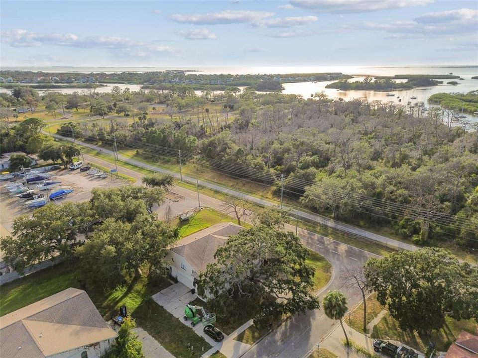 En Venta: $699,900 (6 camas, 0 baños, 3384 Pies cuadrados)