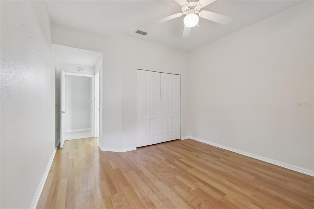 待售: $174,900 (2 贝兹, 2 浴室, 1137 平方英尺)