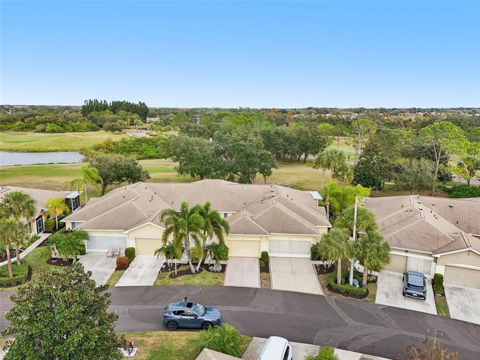 待售: $174,900 (2 贝兹, 2 浴室, 1137 平方英尺)