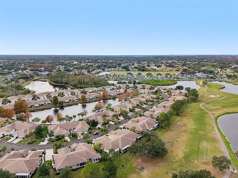 待售: $174,900 (2 贝兹, 2 浴室, 1137 平方英尺)