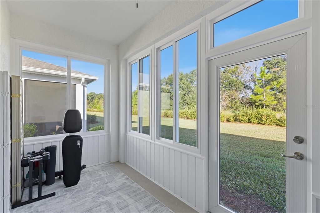 For Sale: $295,000 (3 beds, 2 baths, 1552 Square Feet)