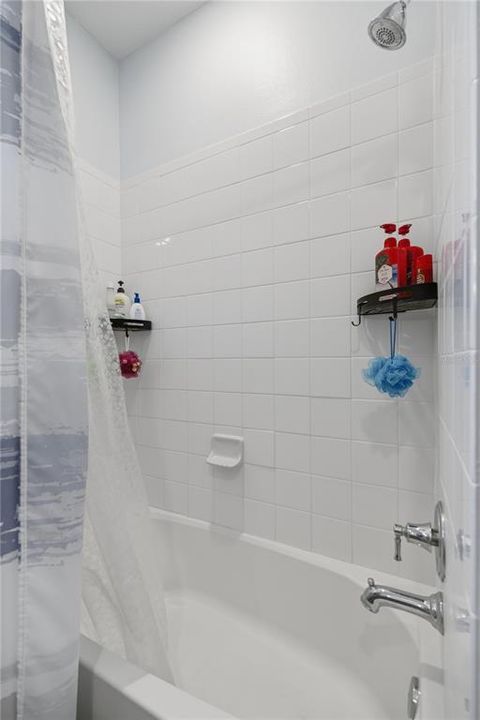 For Sale: $295,000 (3 beds, 2 baths, 1552 Square Feet)