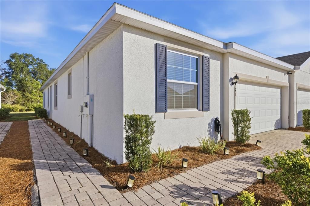 For Sale: $295,000 (3 beds, 2 baths, 1552 Square Feet)