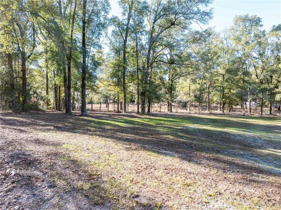 На продажу: $225,000 (3 спален, 2 ванн, 1248 Квадратных фут)