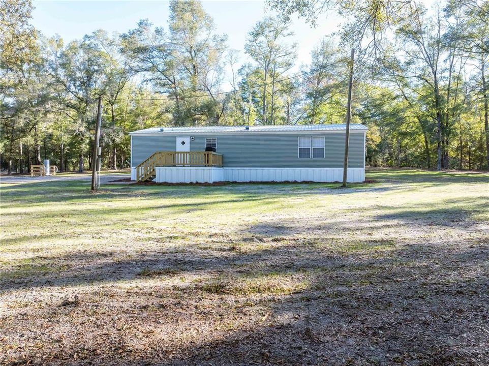 На продажу: $225,000 (3 спален, 2 ванн, 1248 Квадратных фут)