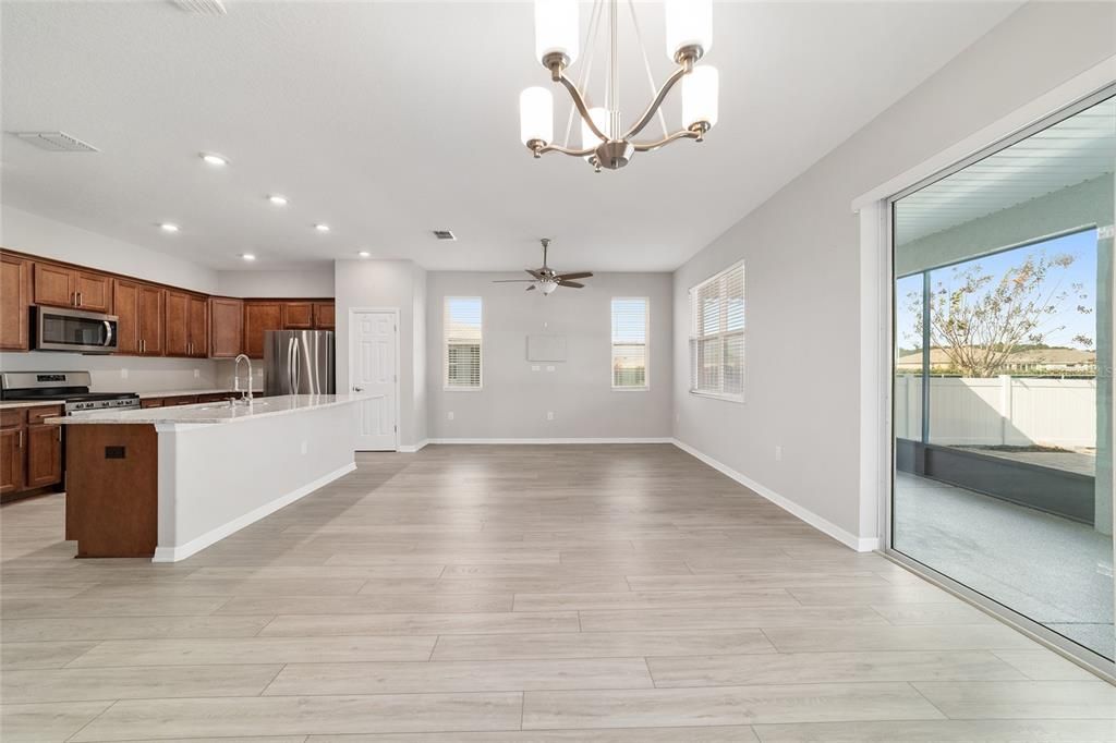 For Sale: $369,990 (3 beds, 2 baths, 1958 Square Feet)