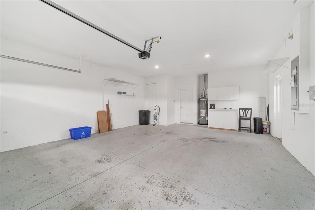 For Sale: $369,990 (3 beds, 2 baths, 1958 Square Feet)