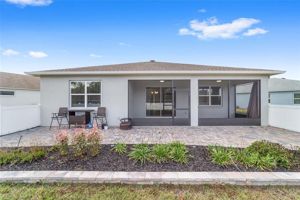 For Sale: $369,990 (3 beds, 2 baths, 1958 Square Feet)