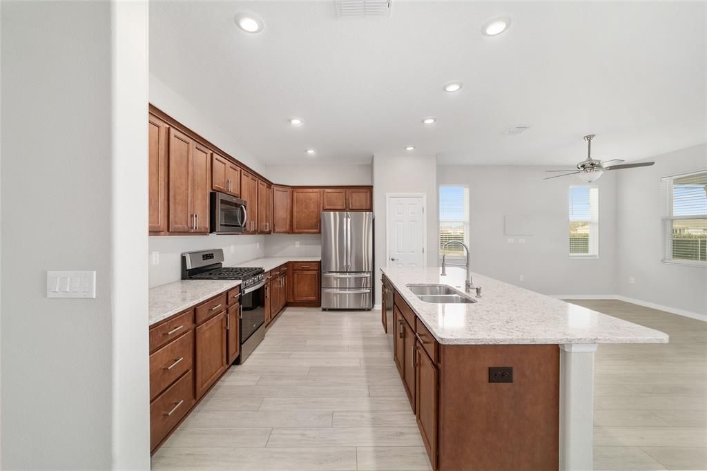 For Sale: $369,990 (3 beds, 2 baths, 1958 Square Feet)