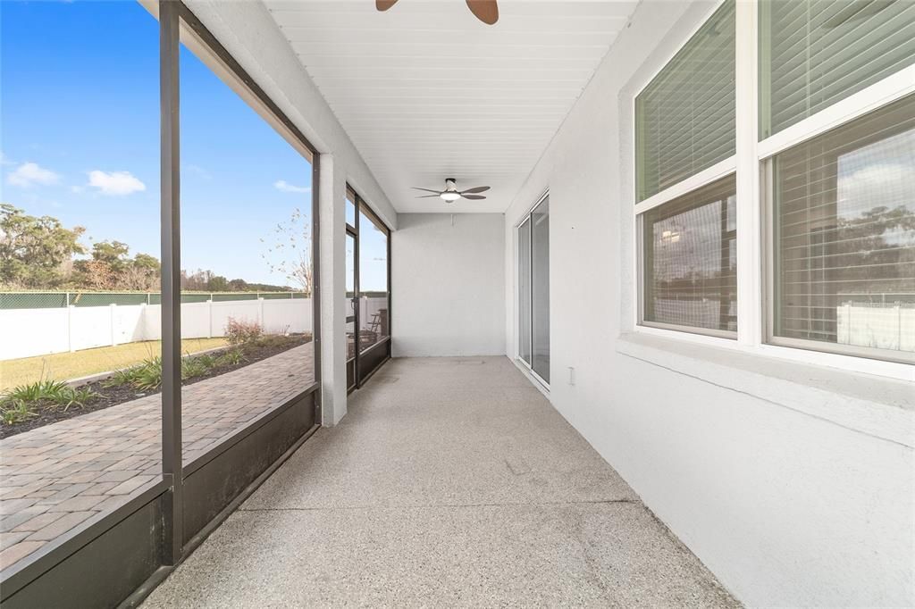 For Sale: $369,990 (3 beds, 2 baths, 1958 Square Feet)