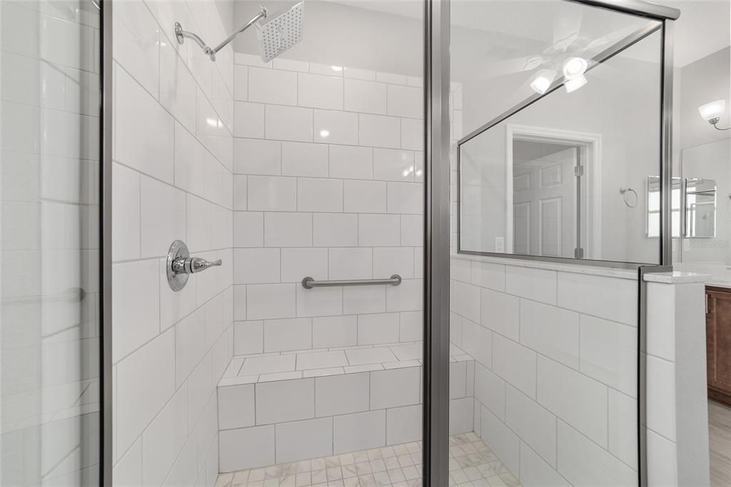 For Sale: $369,990 (3 beds, 2 baths, 1958 Square Feet)