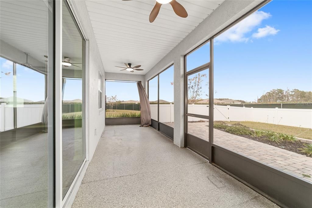 For Sale: $369,990 (3 beds, 2 baths, 1958 Square Feet)