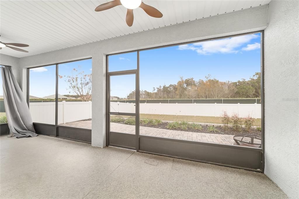 For Sale: $369,990 (3 beds, 2 baths, 1958 Square Feet)