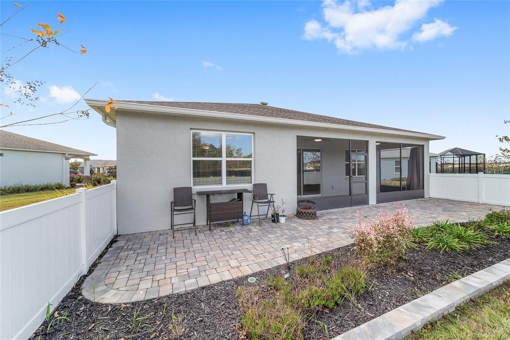 For Sale: $369,990 (3 beds, 2 baths, 1958 Square Feet)