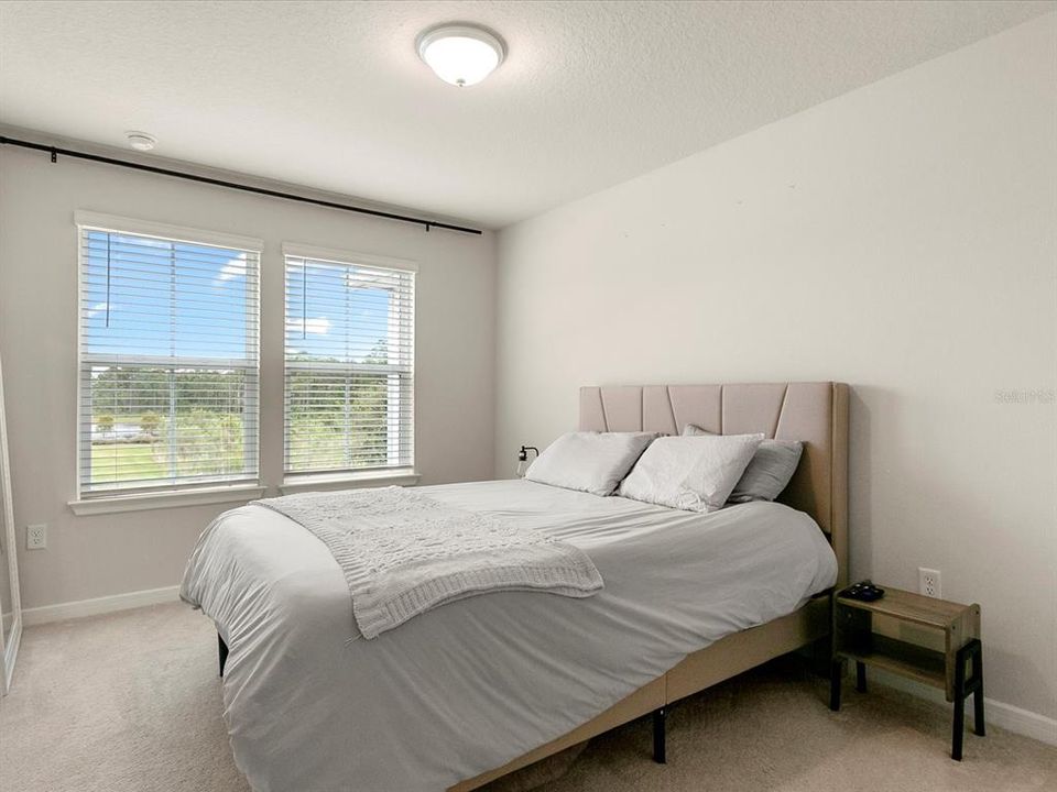 For Rent: $2,250 (3 beds, 2 baths, 1652 Square Feet)