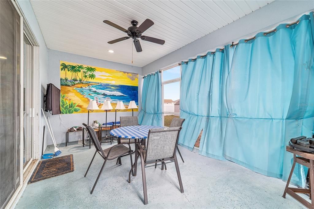 For Sale: $279,900 (4 beds, 2 baths, 1862 Square Feet)