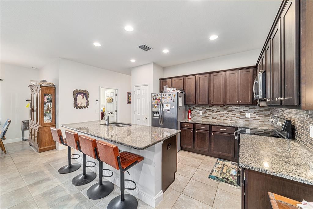 For Sale: $279,900 (4 beds, 2 baths, 1862 Square Feet)