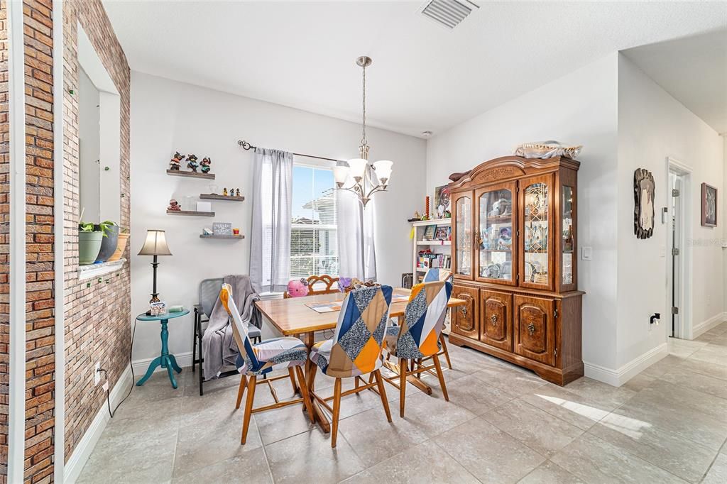 For Sale: $279,900 (4 beds, 2 baths, 1862 Square Feet)