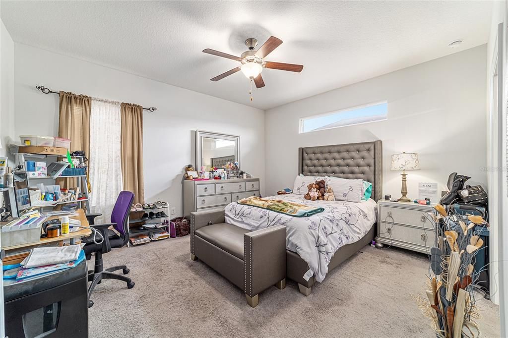 For Sale: $279,900 (4 beds, 2 baths, 1862 Square Feet)