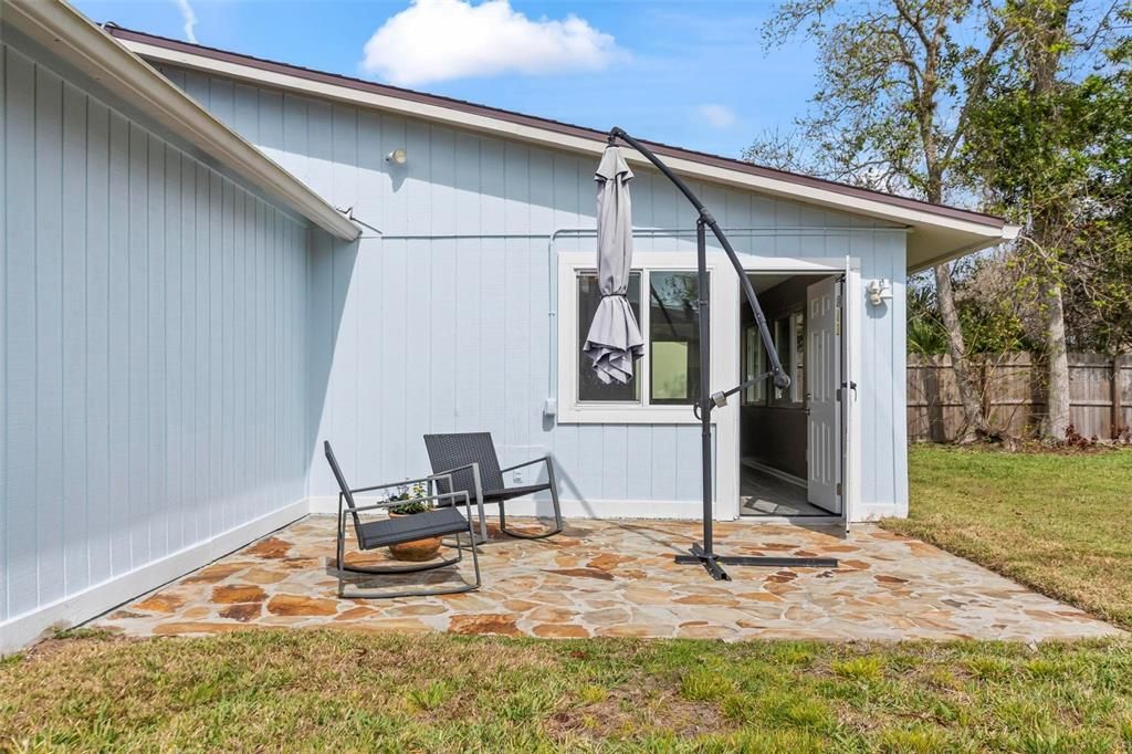 For Rent: $1,875 (3 beds, 2 baths, 1412 Square Feet)