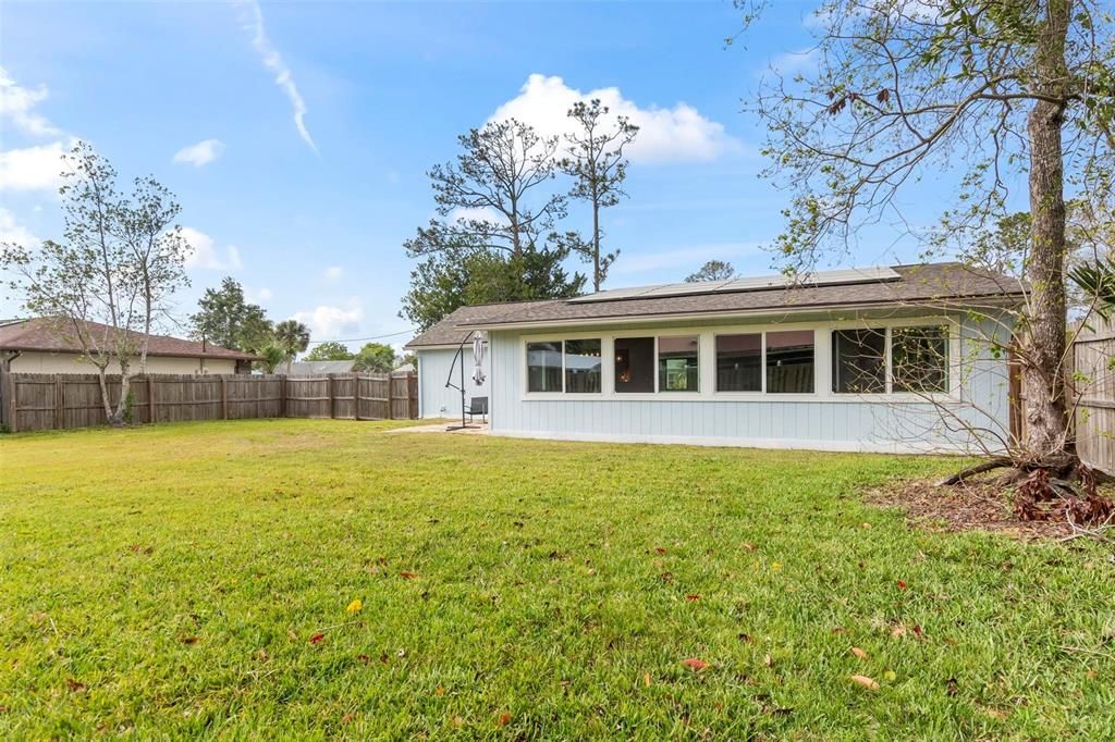 For Rent: $1,875 (3 beds, 2 baths, 1412 Square Feet)