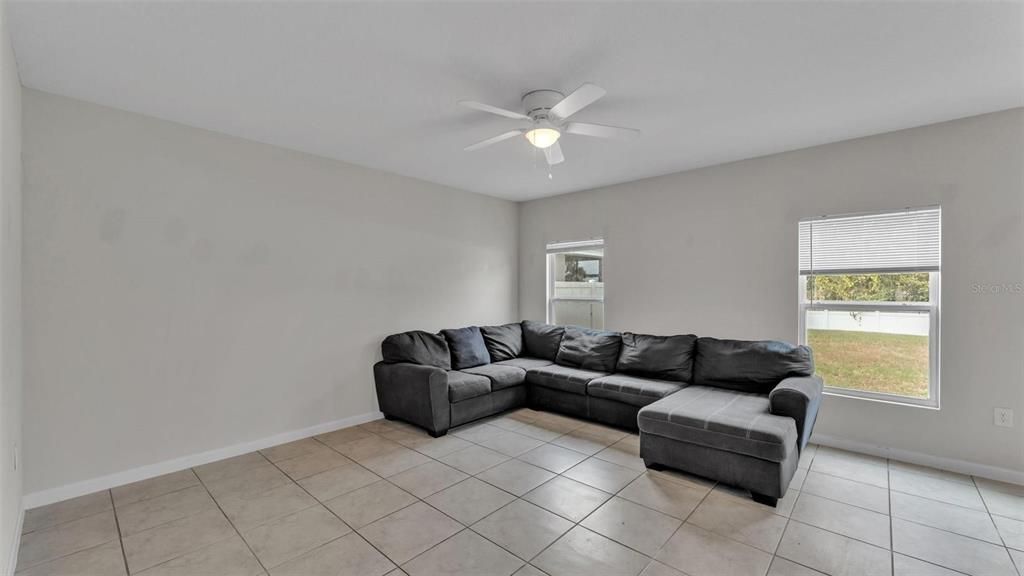 For Rent: $2,500 (4 beds, 2 baths, 2232 Square Feet)