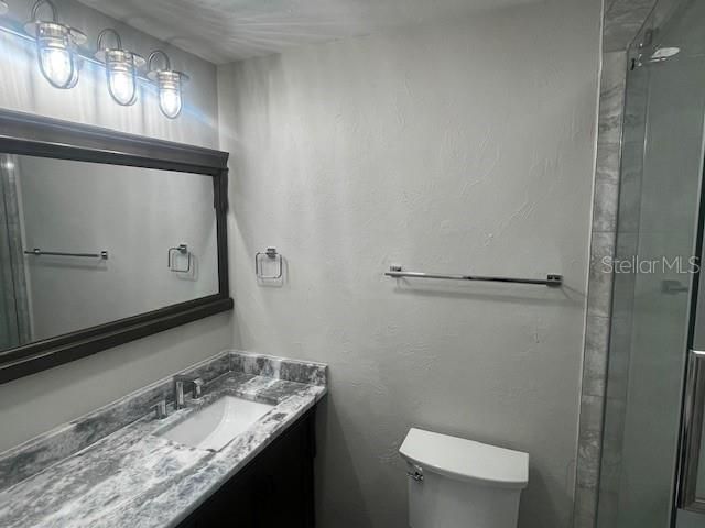 待售: $995,000 (2 贝兹, 2 浴室, 1100 平方英尺)