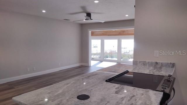 待售: $995,000 (2 贝兹, 2 浴室, 1100 平方英尺)