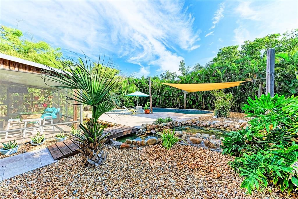 For Sale: $899,000 (3 beds, 2 baths, 1128 Square Feet)