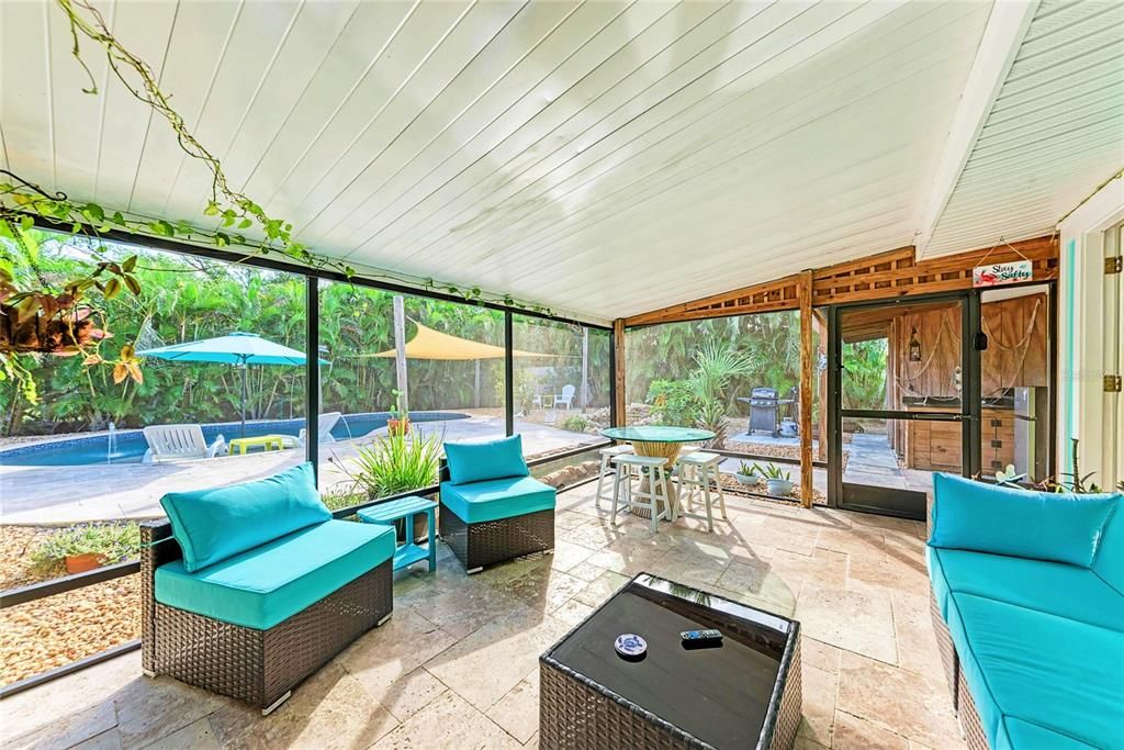 For Sale: $899,000 (3 beds, 2 baths, 1128 Square Feet)