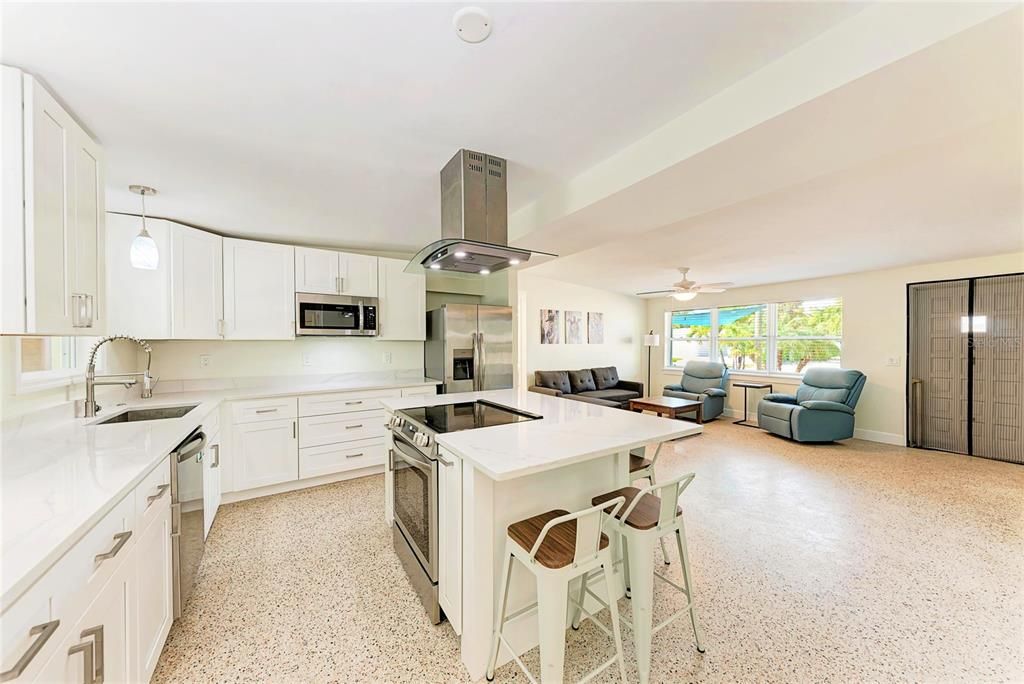 For Sale: $899,000 (3 beds, 2 baths, 1128 Square Feet)